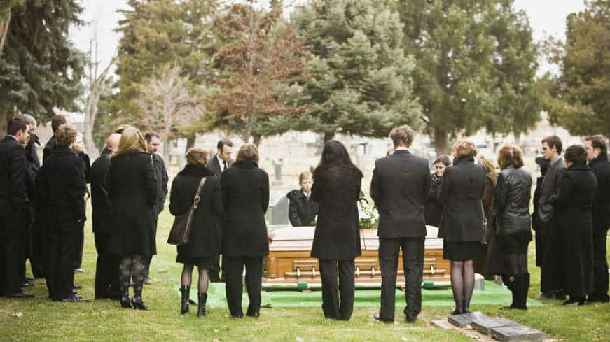 Avengers 4 - ¡buscando extras para el funeral!