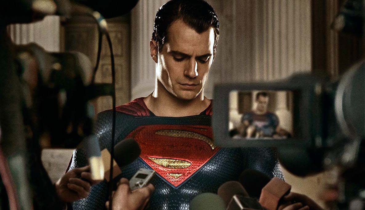 Descubre quién compite como reemplazo de Henry Cavill en el papel de Superman.