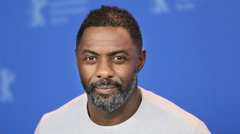 Idris Elba anunció que es positivo en Coronavirus.
