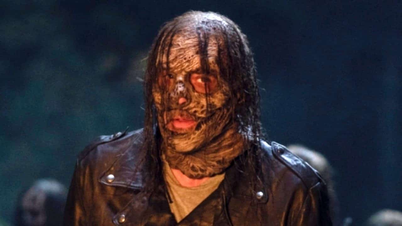 Los fanáticos de The Walking Dead horrorizados por la máscara de susurrador de Negan (reacciones y video)
