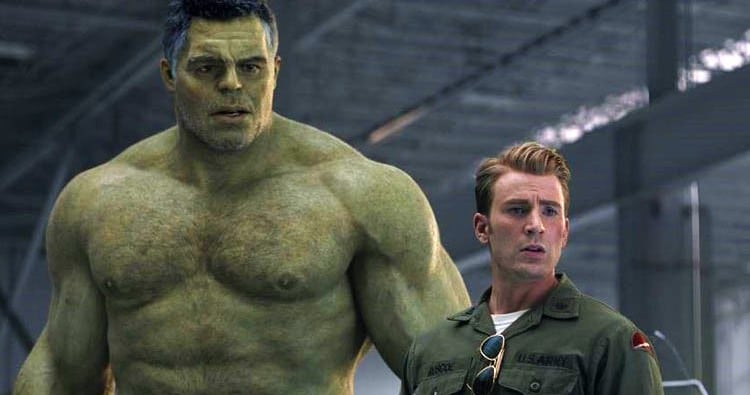 Mark Ruffalo compartió una nueva y excelente imagen detrás de cámaras de 'Avengers' para el cumpleaños de Chris Evans.