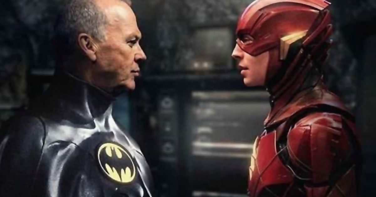 Michael Keaton regresa oficialmente como Batman en The Flash.