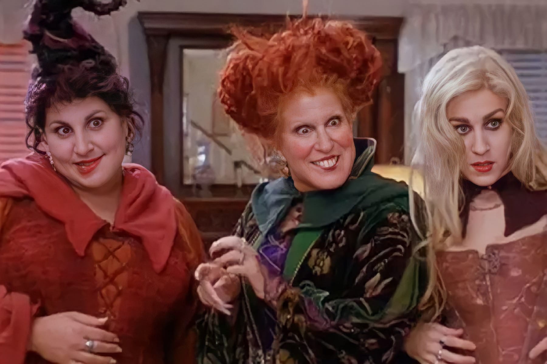 Tres brujas famosas de la película ‘Hocus Pocus’ se reúnen de nuevo.