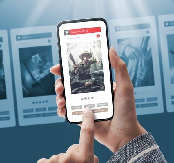 ¿Cuáles son las teorías de películas más locas de los fanáticos? Aquí hay 7 interesantes.