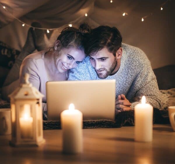 ¿Qué son las chick flicks? Te presentamos 7 clásicos románticos.