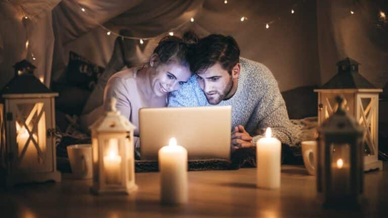 ¿Qué son las chick flicks? Te presentamos 7 clásicos románticos.