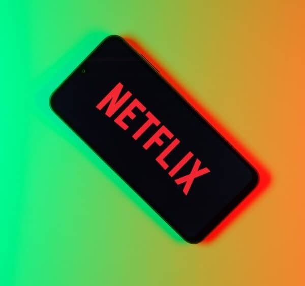 ¿Cuáles son las películas más populares en Netflix? Aquí tienes 7 títulos imprescindibles.